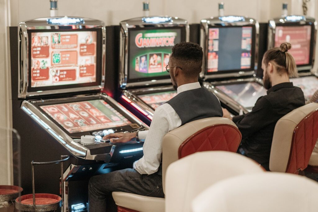 Page d'accueil du casino en ligne Magical Spin avec machines à sous et bonus affichés